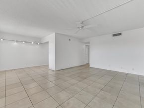 700 Village Green Court 314, Palm Springs FL 33461