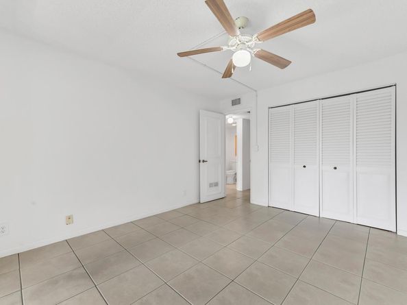 700 Village Green Court 314, Palm Springs FL 33461