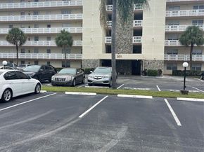 301 SE 3rd St 303, Dania Beach FL 33004
