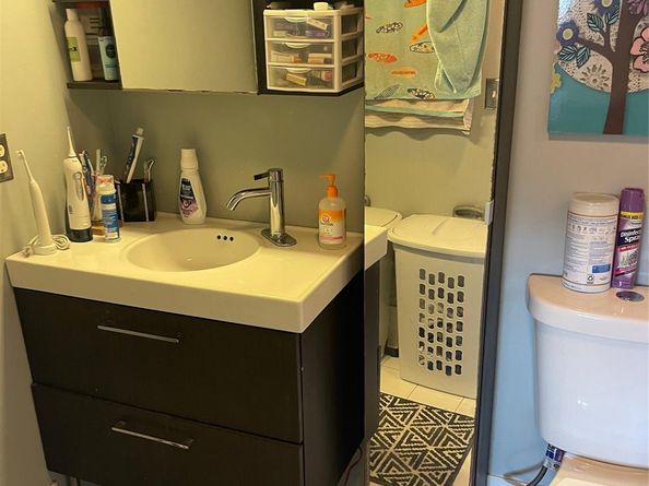 301 SE 3rd St 303, Dania Beach FL 33004