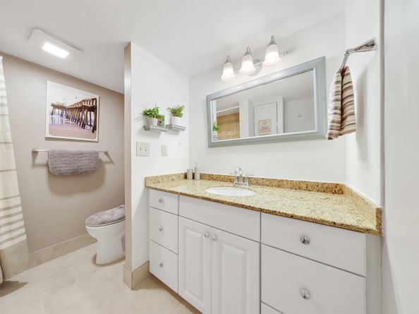 951 De Soto Road 231, Boca Raton FL 33432