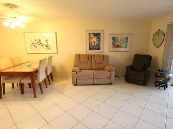 7490 NW 1st St 102, Margate FL 33063