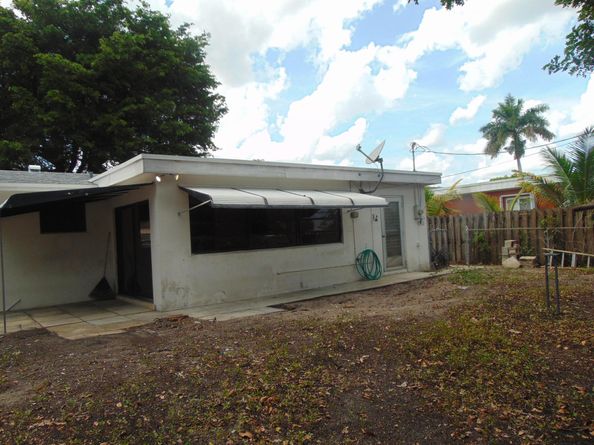 62 Andros Road, Palm Springs FL 33461