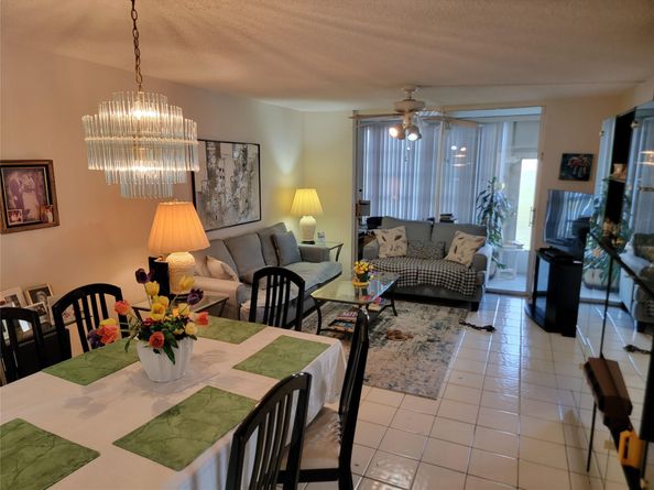 8950 Sunrise Lakes Blvd 112, Sunrise FL 33322