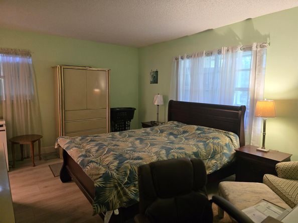 140 Lake Meryl Drive 233, West Palm Beach FL 33411