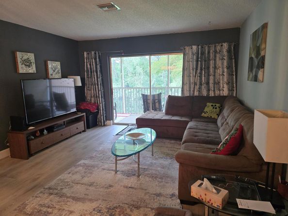 140 Lake Meryl Drive 233, West Palm Beach FL 33411