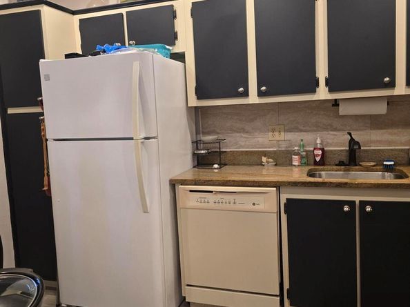 140 Lake Meryl Drive 233, West Palm Beach FL 33411