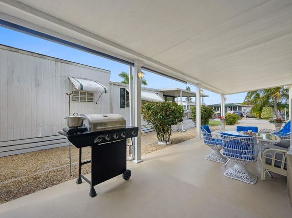 2874 SW 58th ST, Fort Lauderdale FL 33312