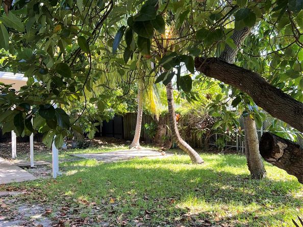 19131 NW 19th Ave, Miami Gardens FL 33056