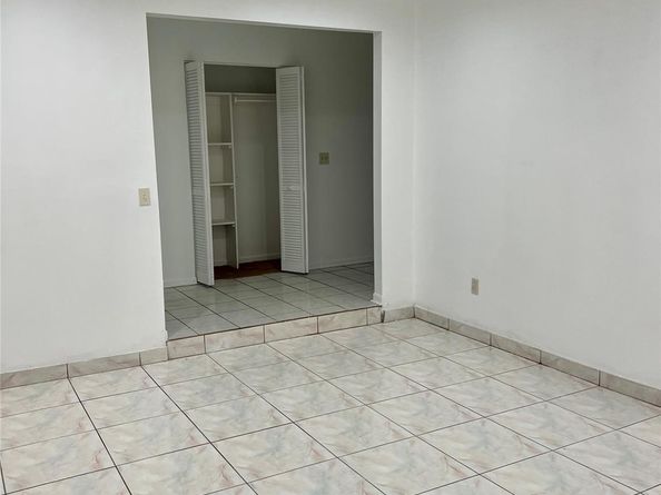 19131 NW 19th Ave, Miami Gardens FL 33056
