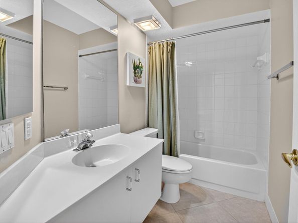 17060 Emile Street 9, Boca Raton FL 33487