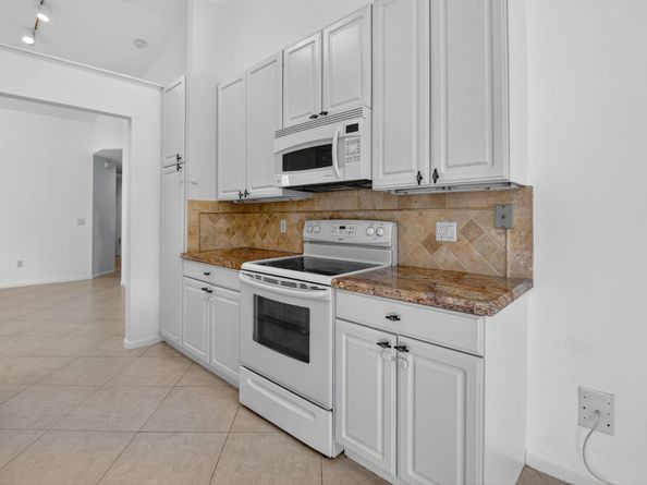 17060 Emile Street 9, Boca Raton FL 33487
