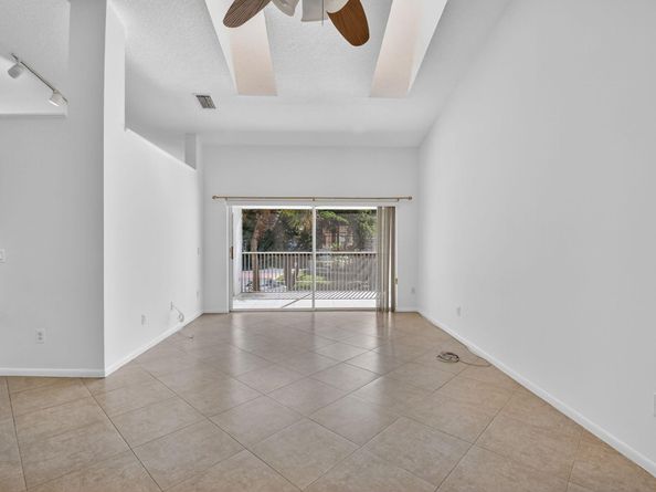 17060 Emile Street 9, Boca Raton FL 33487