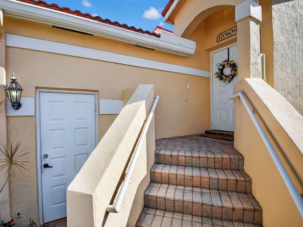 17060 Emile Street 9, Boca Raton FL 33487