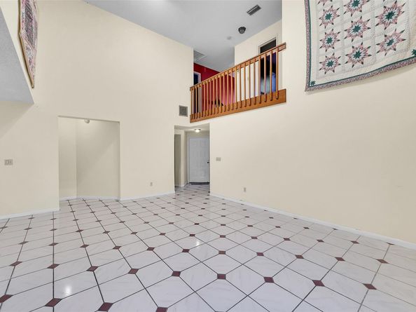 14980 Durham Ln, Davie FL 33331