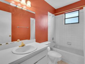 14980 Durham Ln, Davie FL 33331