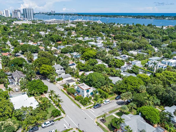 443 31st Street, West Palm Beach FL 33407