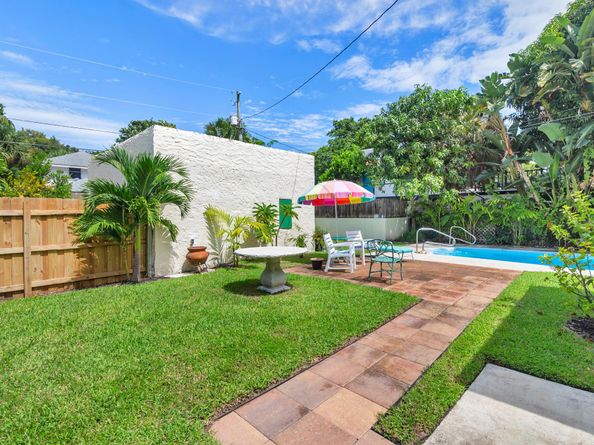 443 31st Street, West Palm Beach FL 33407