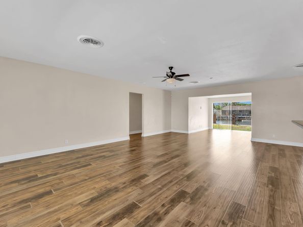 2940 NE 19th St, Pompano Beach FL 33062