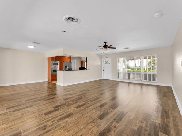 2940 NE 19th St, Pompano Beach FL 33062