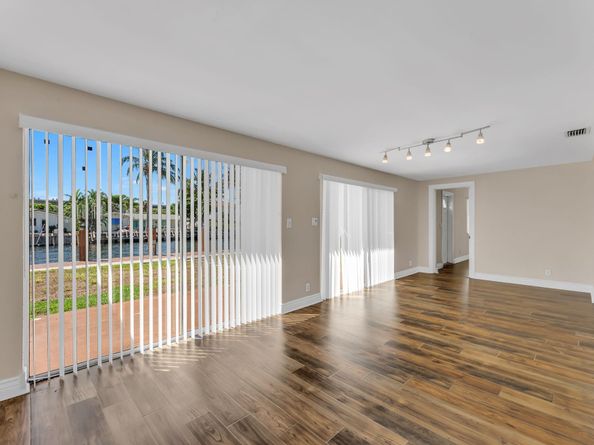2940 NE 19th St, Pompano Beach FL 33062