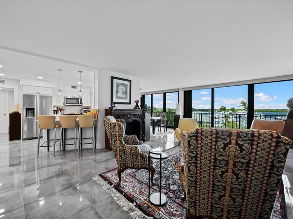 120 Lakeshore Drive 436, North Palm Beach FL 33408