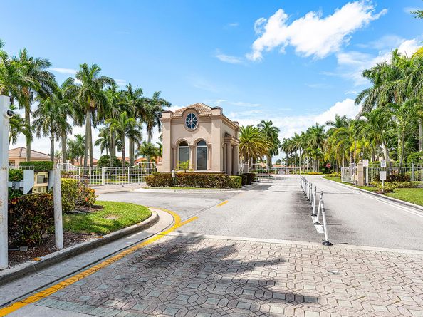 6959 Fairway Lakes Drive, Boynton Beach FL 33472