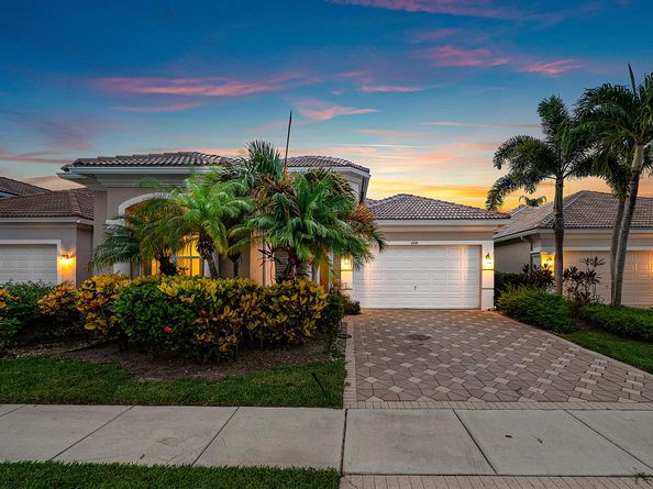 6959 Fairway Lakes Drive, Boynton Beach FL 33472