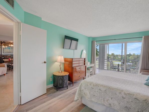3959 Via Poinciana 503, Lake Worth FL 33467