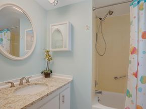 3959 Via Poinciana 503, Lake Worth FL 33467