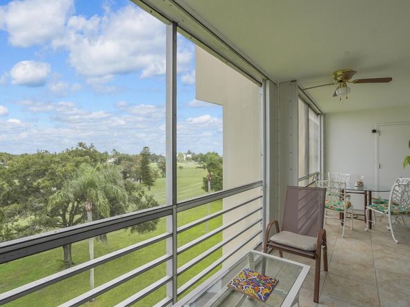 3959 Via Poinciana 503, Lake Worth FL 33467