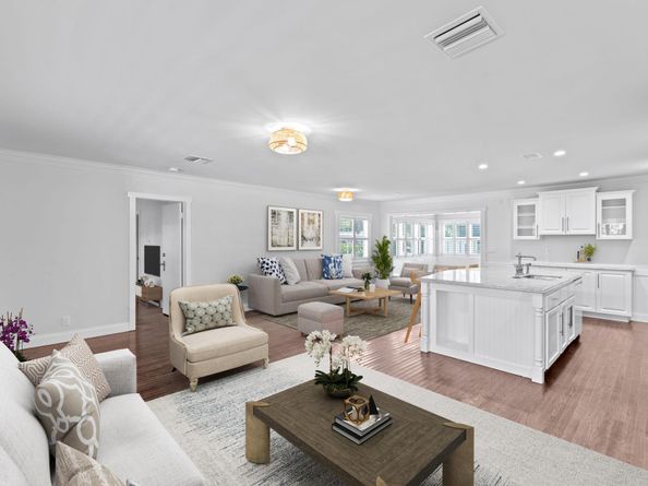 330 Center Street, Jupiter FL 33458