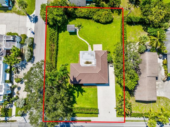 330 Center Street, Jupiter FL 33458