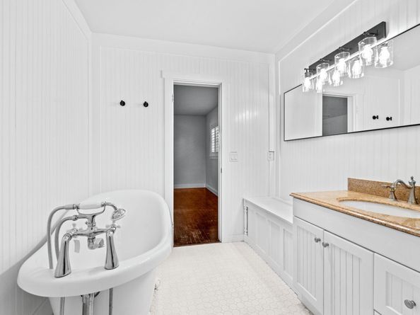 330 Center Street, Jupiter FL 33458