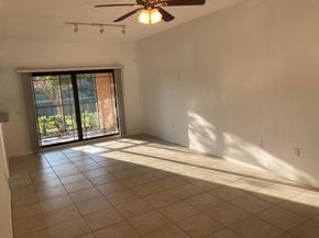 2807 Veronia Drive 106, Palm Beach Gardens FL 33410