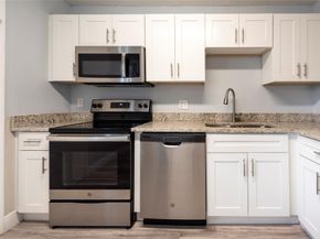 6061 N Falls Circle Dr 102, Lauderhill FL 33319