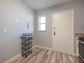 6061 N Falls Circle Dr 102, Lauderhill FL 33319