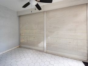 6061 N Falls Circle Dr 102, Lauderhill FL 33319