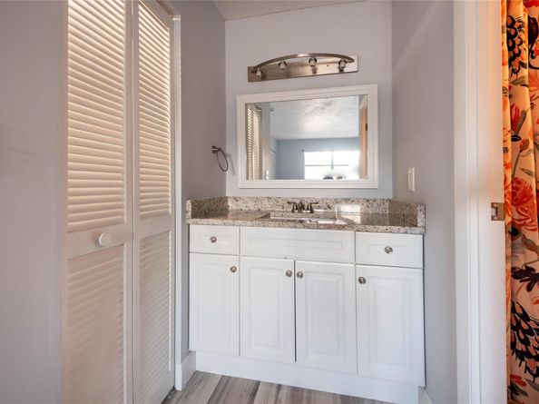 6061 N Falls Circle Dr 102, Lauderhill FL 33319