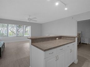 1000 SE 4th St 127, Fort Lauderdale FL 33301
