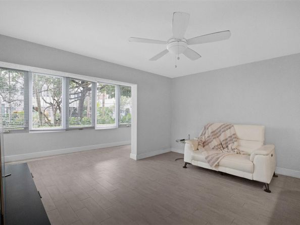 1000 SE 4th St 127, Fort Lauderdale FL 33301