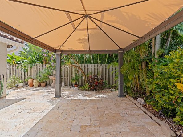 7463 W Country Club Boulevard, Boca Raton FL 33487