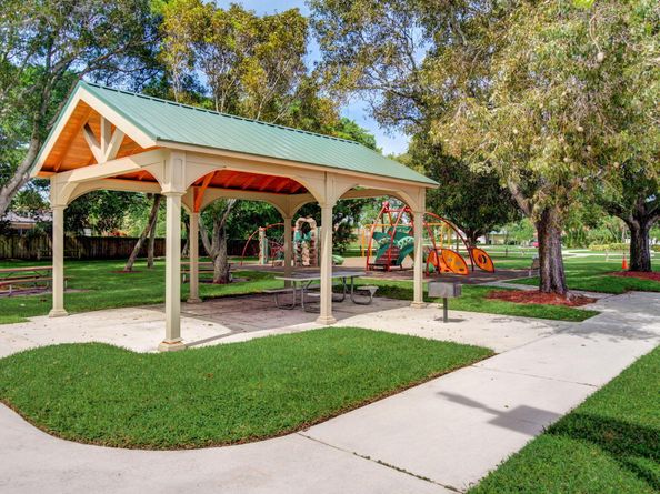 7463 W Country Club Boulevard, Boca Raton FL 33487