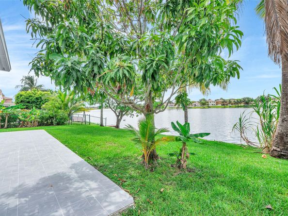 5290 SW 134th Ave, Miramar FL 33027