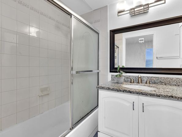 725 SW 148th Avenue 507, Sunrise FL 33325