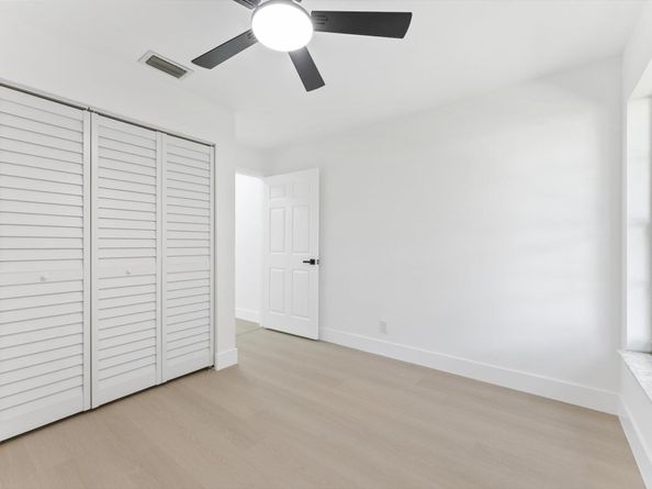 1355 Denlow Lane, Royal Palm Beach FL 33411