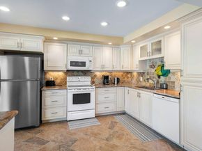 3653 Quail Ridge Drive Bobwhite B, Boynton Beach FL 33436