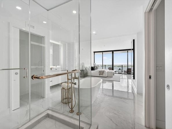 700 NE 24th Street 4802, Miami FL 33137