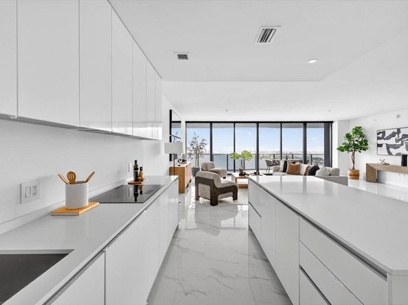 700 NE 24th Street 4802, Miami FL 33137