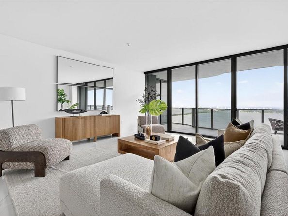 700 NE 24th Street 4802, Miami FL 33137